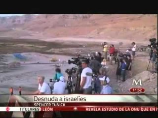 Mil israelíes desnudos posan en el Mar Muerto para Spencer Tunick