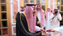 العاهل السعودي وولي عهده يستقبلان نجل جمال خاشقجي وشقيقه