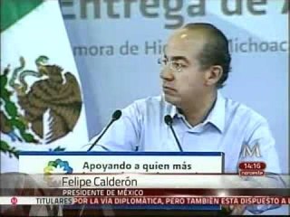 Entregan apoyos económicos a ex braceros