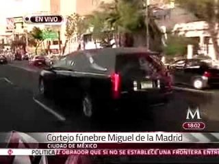 Trasladan cuerpo de Miguel de la Madrid a Palacio Nacional