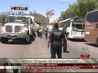 Retiran bloqueo de transportistas en la México-Pachuca