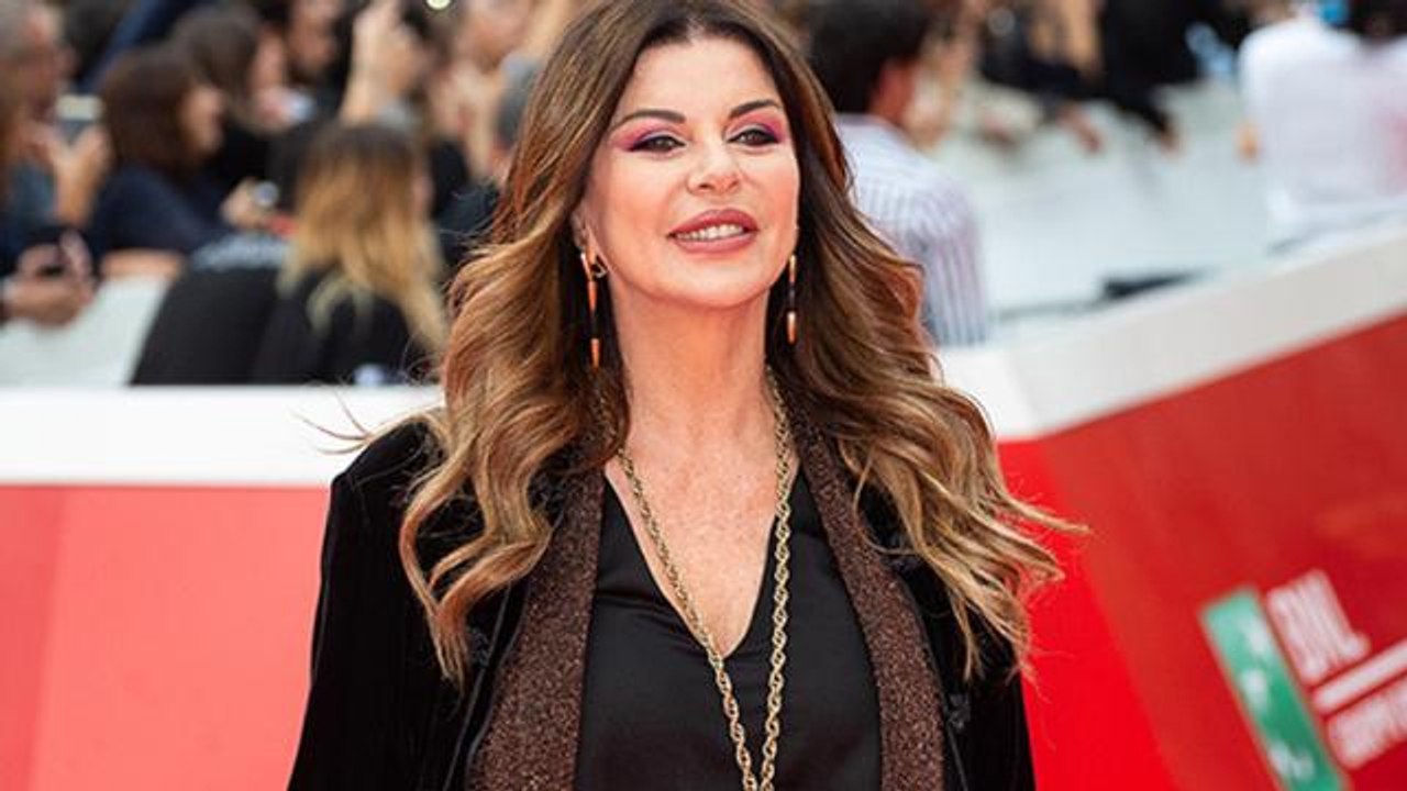 Intervista ad Alba Parietti, che ricorda il cinema dei Vanzina alla Festa del Cinema di Roma