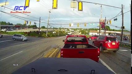 CAR CRASHES IN AMERICA & ROAD RAGE (USA & Australia) 2017 - 2018 # 81