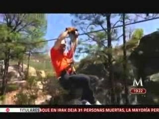 Se lanza Gustavo Madero desde la tirolesa