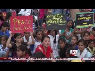 Nueva Delhi: Niños marchan contra ataque químico en Siria