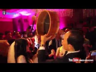 شاهد رقصة ساخنة جدا لبوسى مع العروسة فى فرح وشوف الراجل الكبير بيعمل إية !