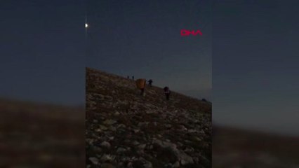 Uludağ'a Mevsimin İlk Karı Yağdı