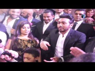 فرح المنتج محمد حامد | تامر حسني لمتحرشتة: عايزة إية؟ شوفو ردها علية فى المايك - مش هتصدق !