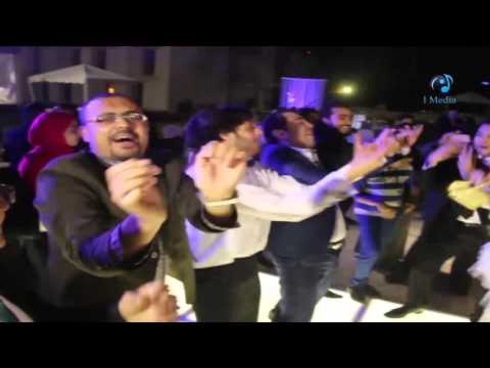 فرح ياسمين وعمر | رقص هيستيرى لكل الفرح على أغانى شعبى