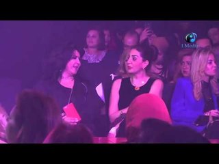 ديفيلية هاني البحيرى | شاهد وفاء عامر تتحدث مع واحدة جنبها أثناء عرض الديفيلية ياترى مين دى!