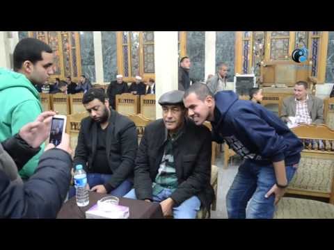 عزاء والدة وائل الابراشى | شاهد الحاضرين تركوا العزاء من أجل التصوير صور سيلفى مع الفنانين!