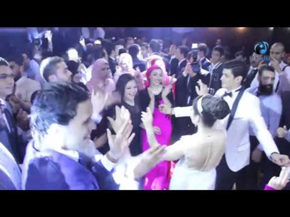 رقص رائع من أحد البنات فى الفرح على أغانى الليثى