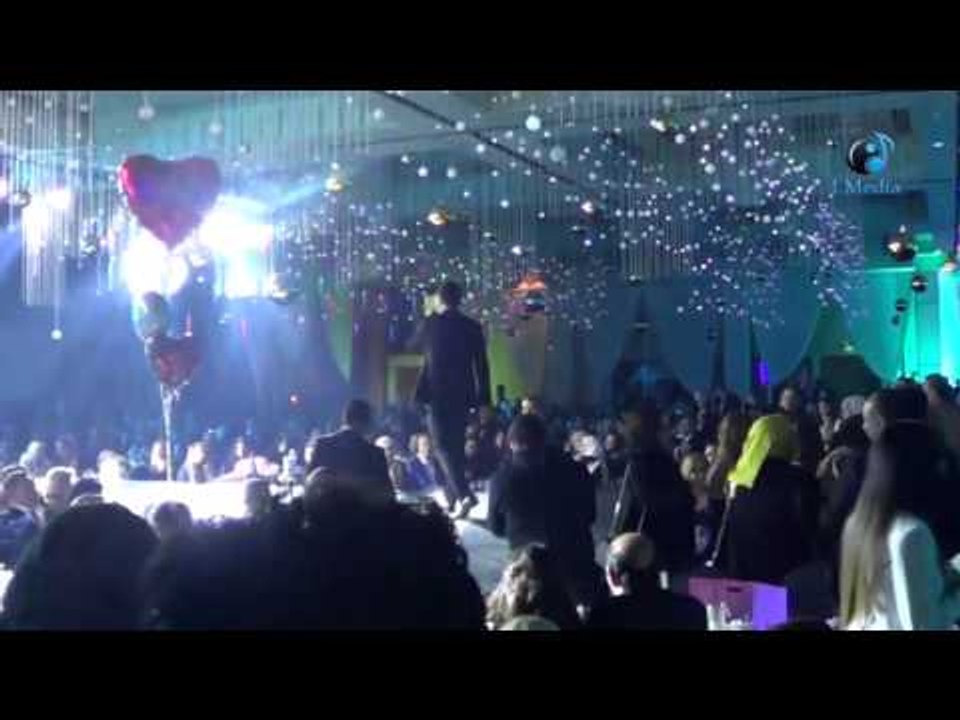 حفل رأس السنة فى أنتركونتننتال سيتى ستارز | وائل جسار و صور مع الحضور على أنغام غريبة الناس