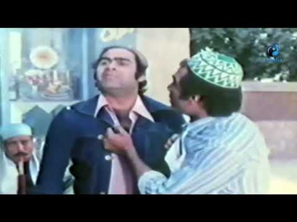 بينادى زى بتوع السيما
