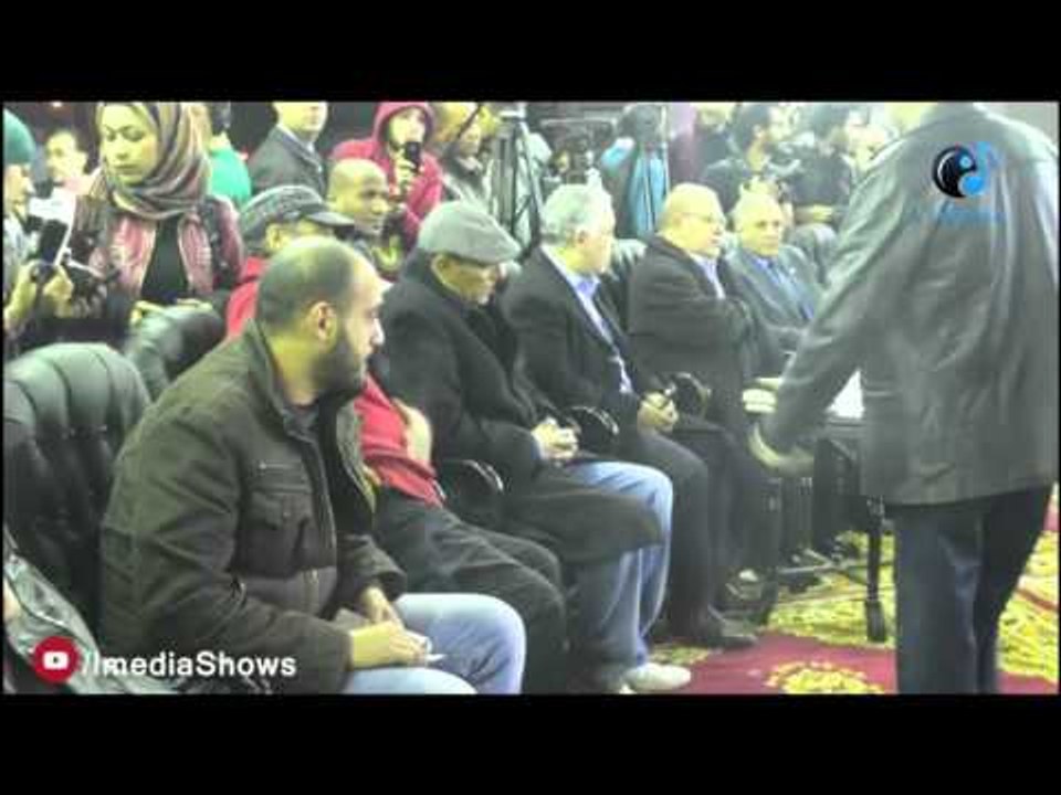 عزاء ممدوح عبد العليم |  فاروق الفيشاوى يسلم على أحد بدير و صلاح عبد الله والرجل البسيط الغريب !