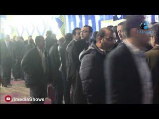 عزاء حمادة إمام | أيمن بهجت قمر مقضيها مكالمات وسايب العزاء تماما