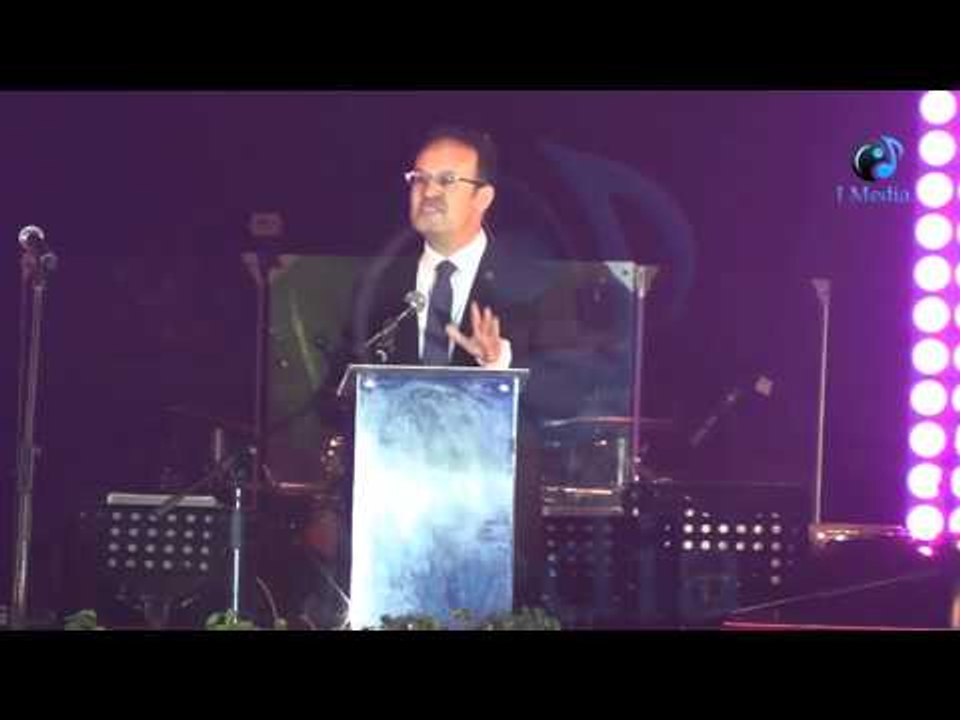حفل أنغام وأصالة فى زيزينيا | كلمة رئيس الشركة المصممة لمنتجع زيزينيا وإلقاءة  لشعر رائع