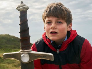 The Kid who would be King: Trailer HD VF