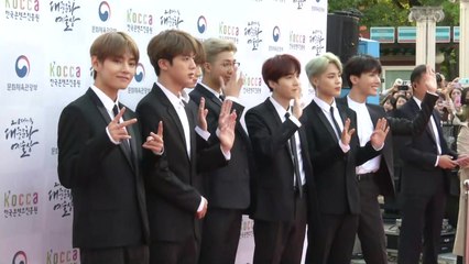 '금의환향' 방탄소년단...시상식장 도착 / YTN
