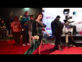 حفل أوسكار العربية |  شوف بطلة فيلم أولاد رزق لابسة إية و فستان شكلة أزاى - مشكلة !