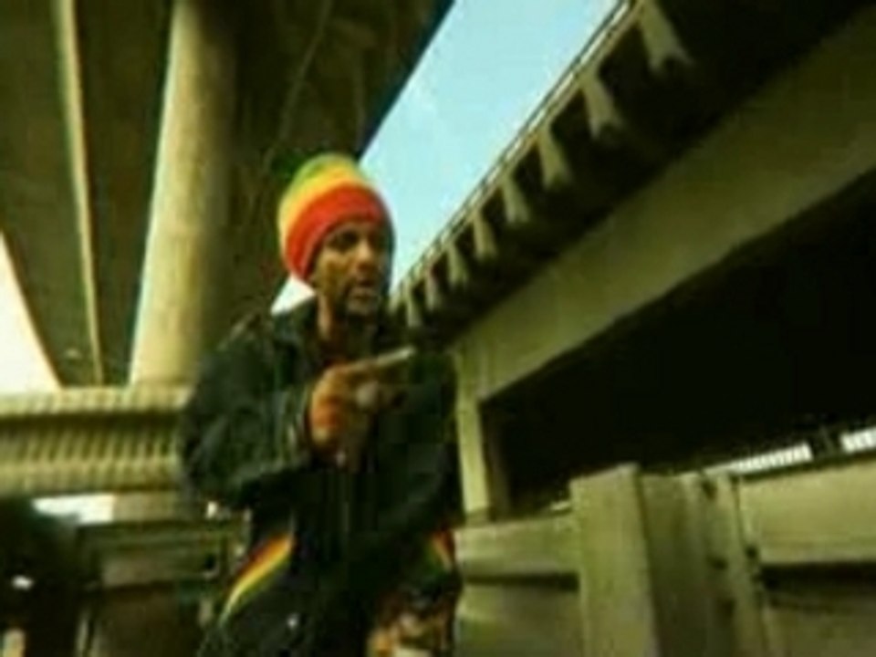 Soprano Feat Blacko-Ferme Les Yeux Et Imagine Toi