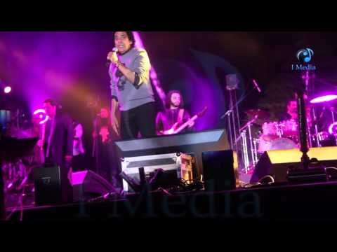 حفلة محمد منير | شاهد لحظة بدء محمد منير بغناء علي صوتك بالغنا روعة