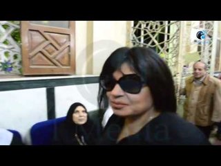 عزاء سيد زيان |  شاهد فيفي عبدة بتسلم على السيدات و تعزيهم في وفاة سيد زيان