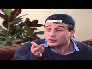 مسلسل حكايا | سامي عايز يلف البحر المتوسط بي البيسكليتا