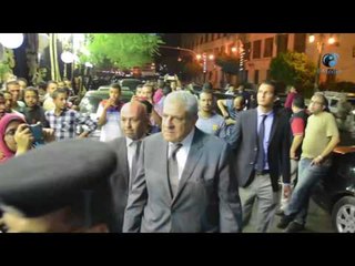 عزاء طارق سليم | شاهد "إبراهيم محلب" لحظة دخولة العزاء