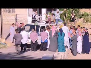 مسلسل مرايا 2003 | معونات لاهل سن الفار