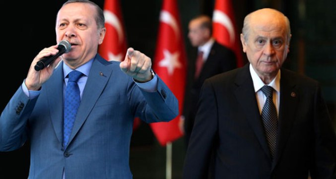 Liderler Restleşirken AK Partili Kurtulmuş, MHP'ye Zeytin Dalı Uzattı