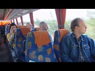 مسلسل مرايا 2003 | الاجانب بتقول علي اكل العرب قنابل