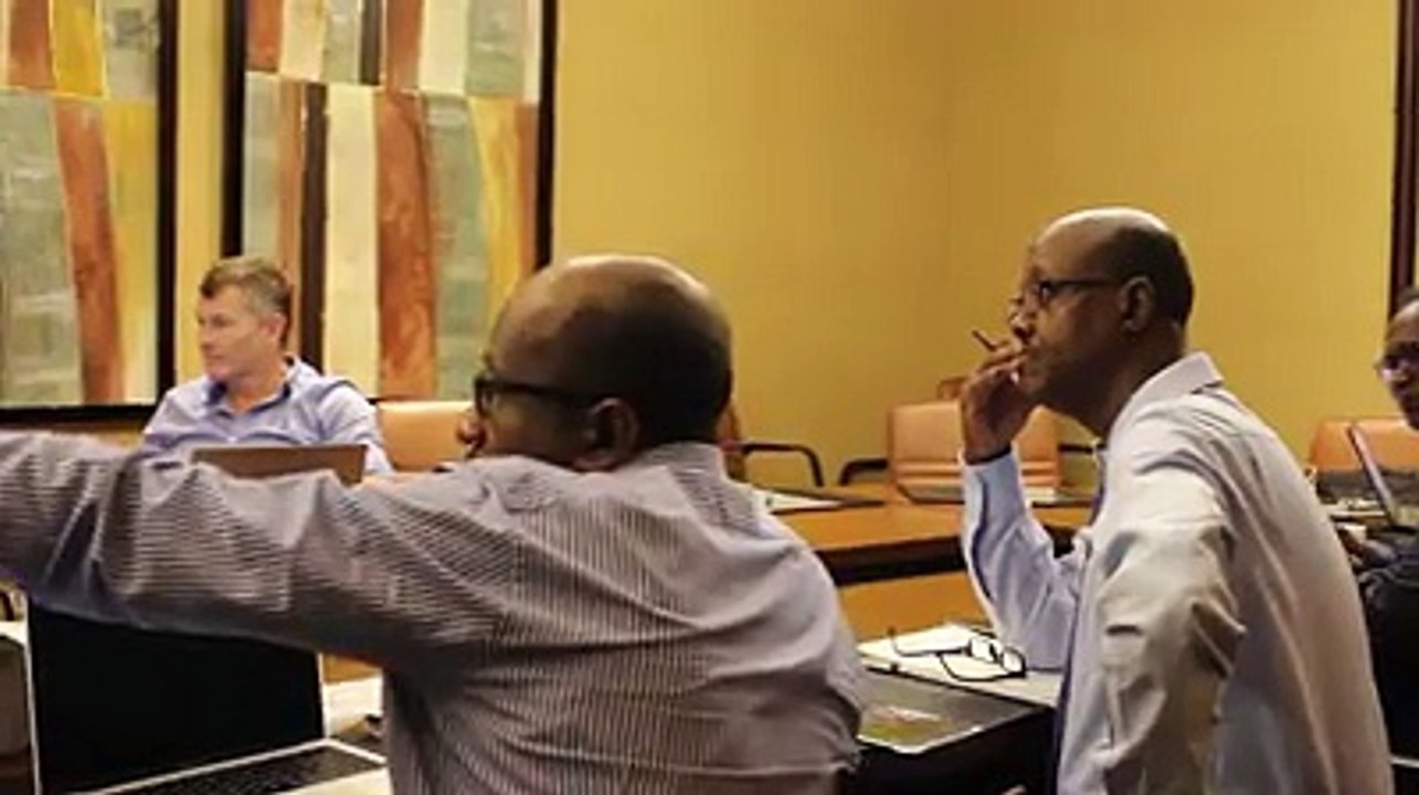 Ce matin, l'interview du Directeur Général de Djibouti Télècom Mohamed Assoweh Bouh à la cérémonie sur l’entrée en vigueur de câble régional de la Télécommunica