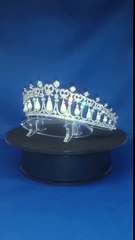 شاهد جمال تاج "عقدة العاشق" الذي اشتهرت به الأميرة ديانا