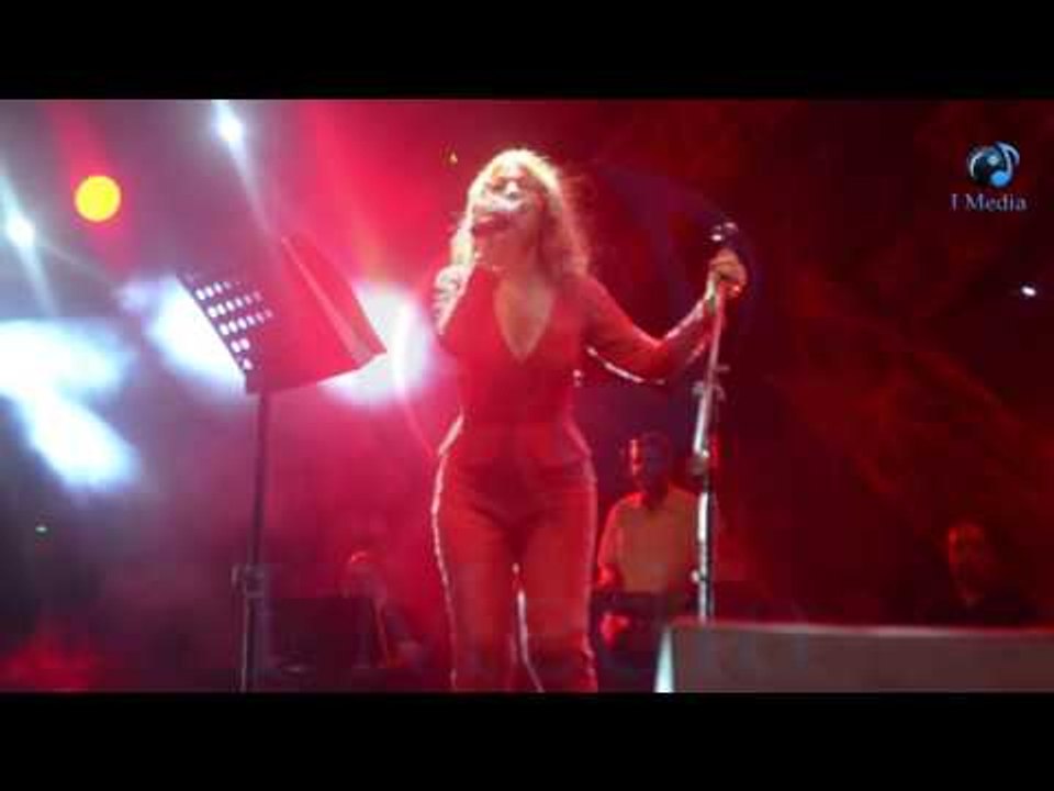 حفله سميرة سعيد في العين السخنة |  سميرة سعيد ترقص على يا لطيف يا لطيف شوف بنفسك!