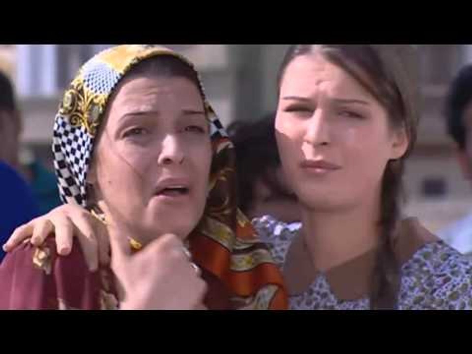 مسلسل مرايا 2003 | الراجل تعب من كتر الوصاته اللي بيجبها عشان هدم بيته