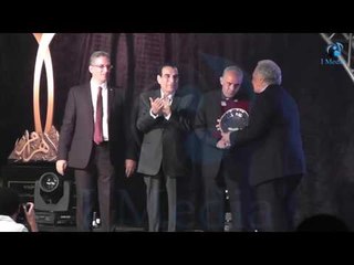 حفله الاهرام |   شاهد لحظة تكريم خالد زكي