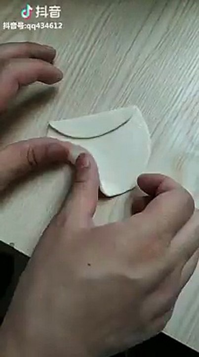 How to shape your dumplings correctly