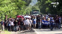Otra caravana migrante atraviesa Guatemala