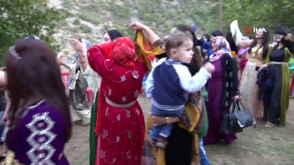 Asker ile aşiret kızı evlendi, düğünde kardeşlik mesajları verildi