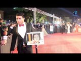 ختام مهرجان القاهرة السينمائي | مسخرة -- الواد بتاع الدادة دودي رايح بصورتة وهوا صغير !!