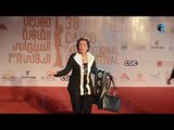 ختام مهرجان القاهرة السينمائي |  شاهد النجمة الرائعة القديرة والمصورين: إنتي اللى منورة المهرجان!