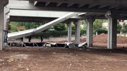 AVM inşaatında beton blok düştü: 2 yaralı - BATMAN