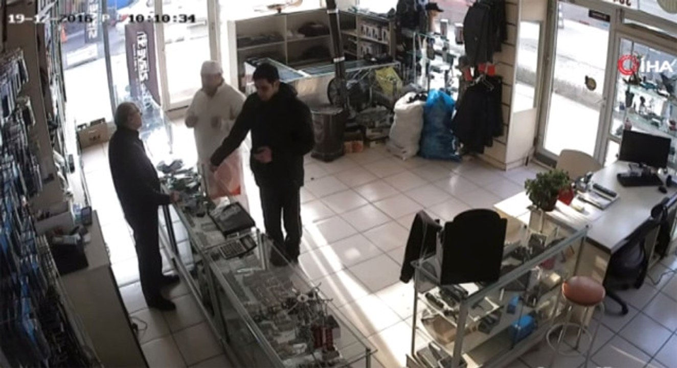 Karlov'u Öldüren Polis Suikasta Böyle Hazırlanmış