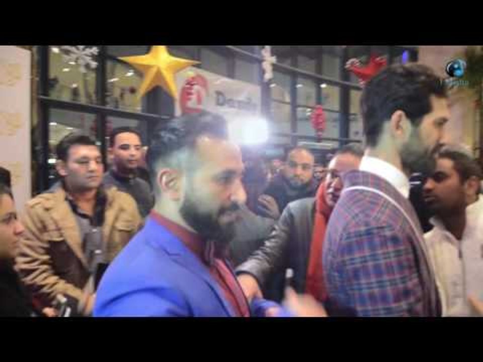 العرض الخاص لفيلم مولانا | شاهد واحدة بتشد أحمد سعد من أيدة عشان تصور معاة لقاء!