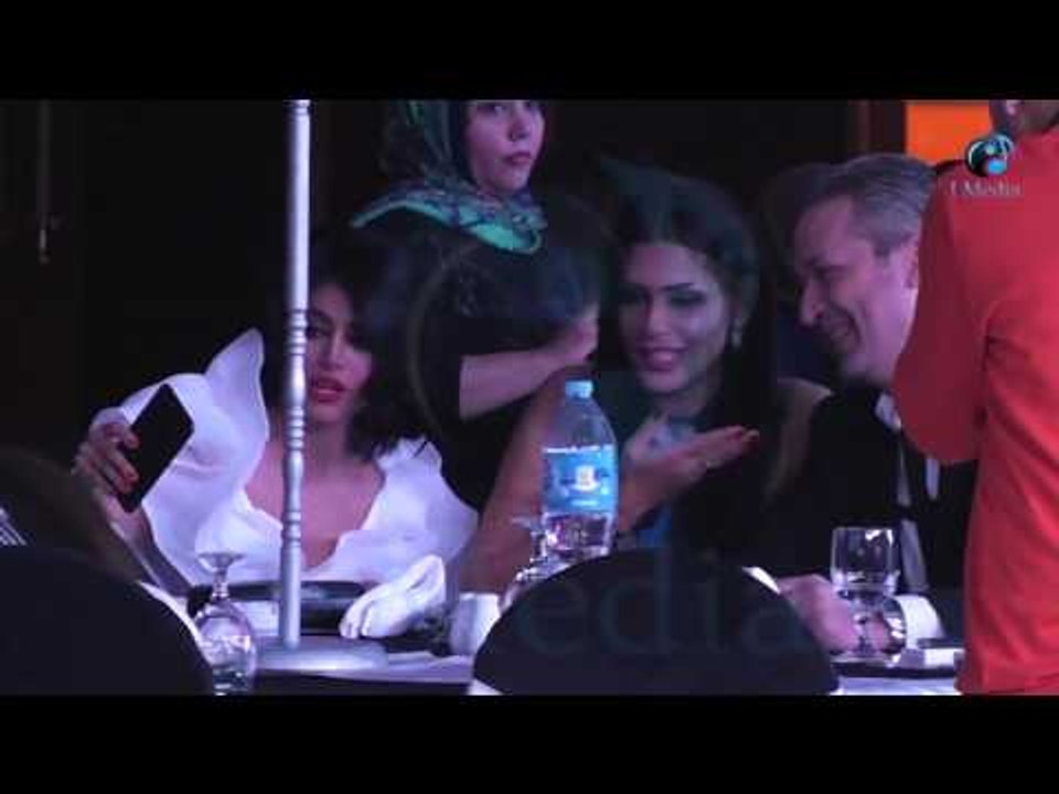 كرنفال الموضة | شاهد تامر امين والمعجبين
