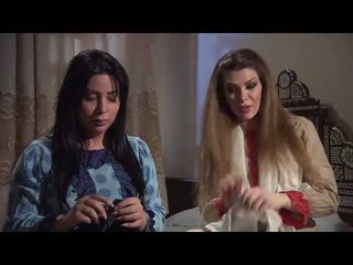 مسلسل رجال الحارة | ماذا تفعل  سعديه جالها  عراسين  فى نفس  الوقت