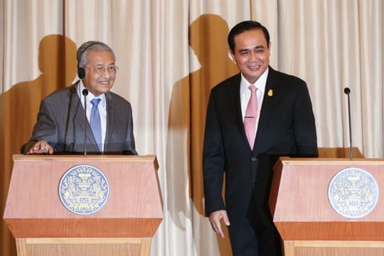 Tun M pledges to help end violence in Thai South