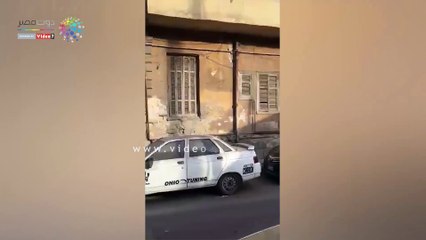 عقار آيل للسقوط يهدد حياة الأهالى بشارع المستشفى بشبرا مصر