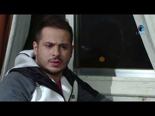 طارق بيشوف اخته سارة وهي بتركب السيارة مع رؤوف